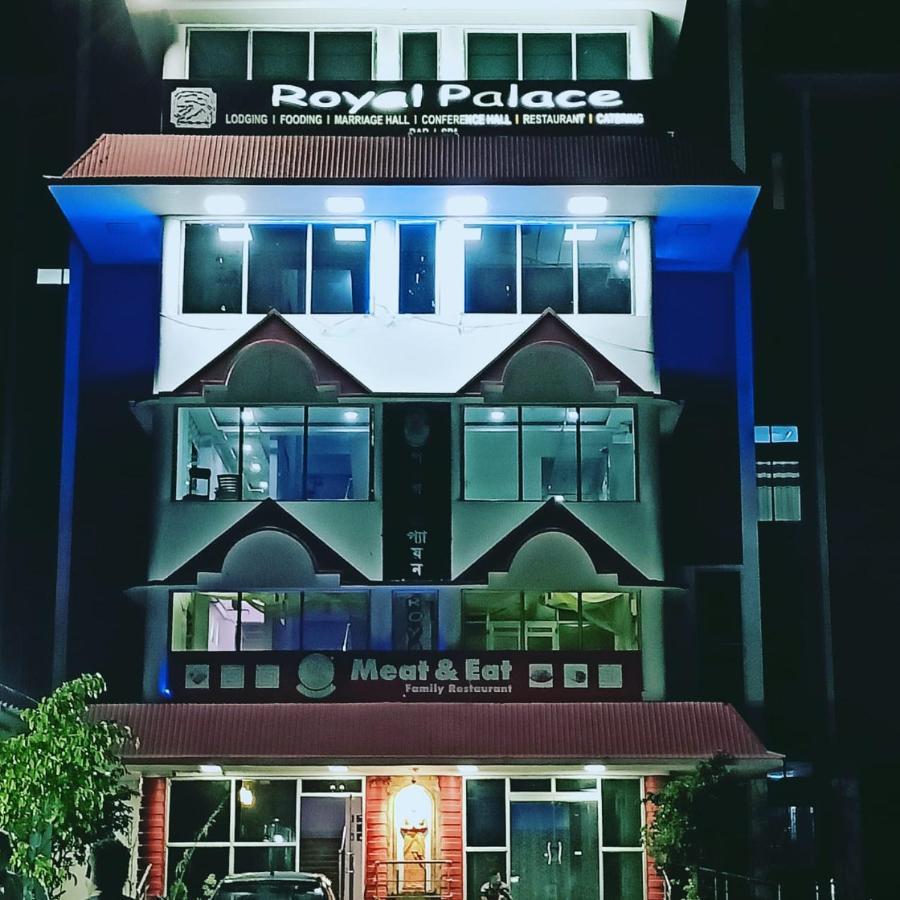 Royal Palace Otel Guwahati Dış mekan fotoğraf