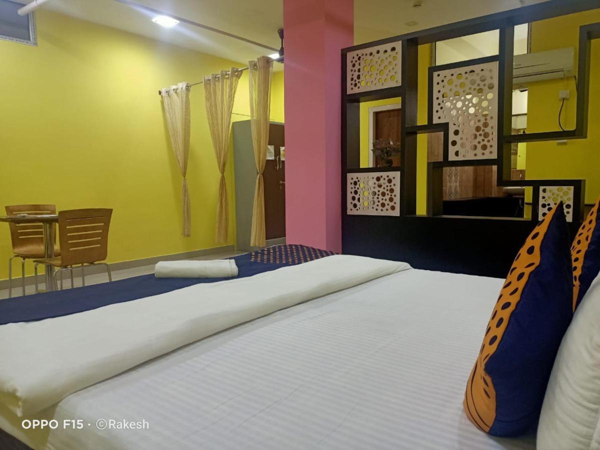 Royal Palace Otel Guwahati Dış mekan fotoğraf